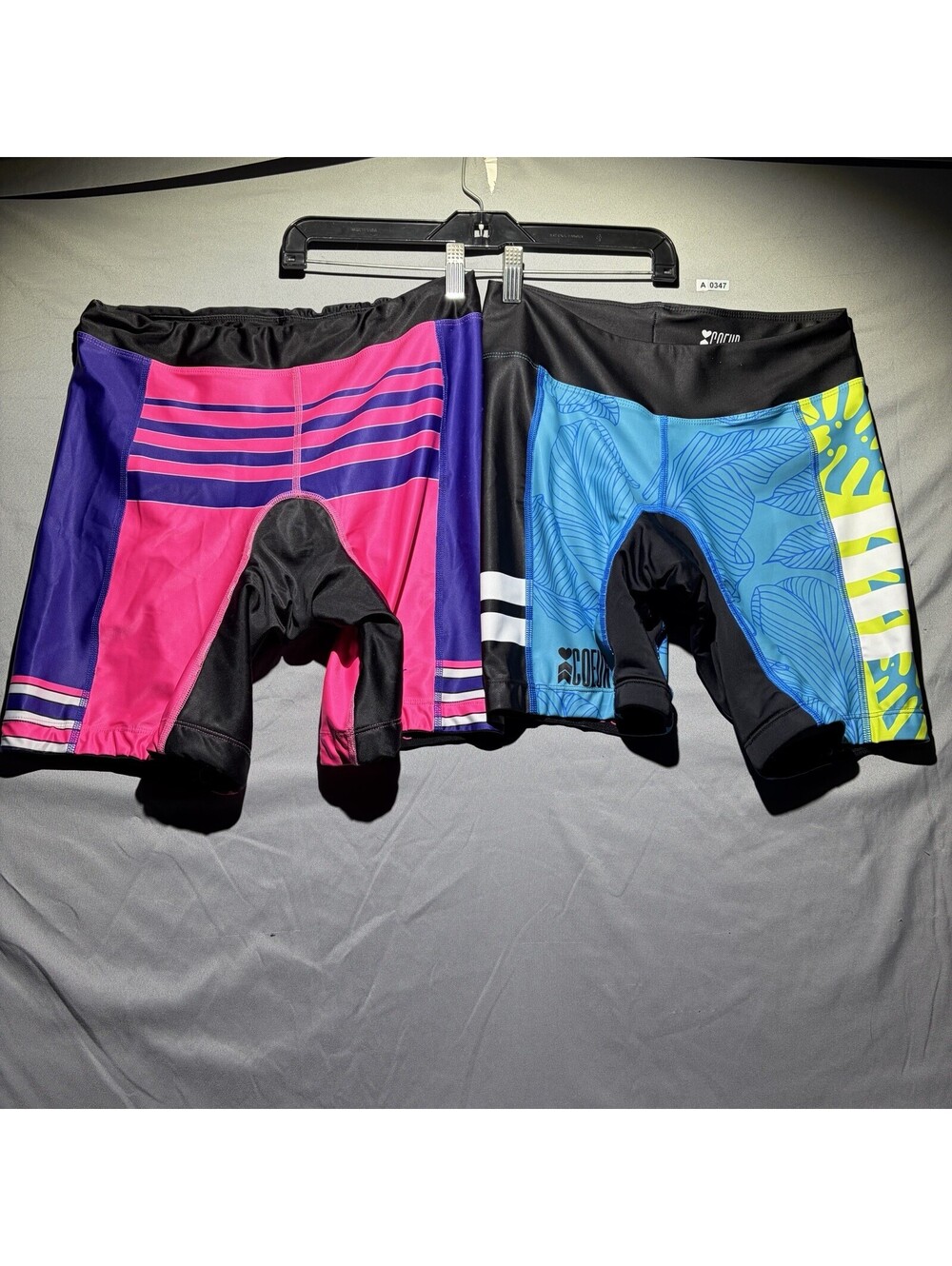 Coeur Women's Triathlon Padded Sexy Geometric Vibrant Shorts Size L - 2 Pack